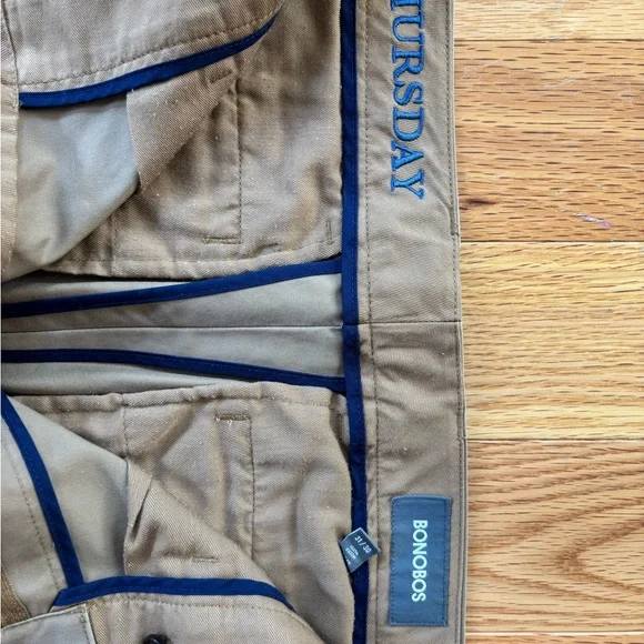 Bonobos Khaki Men's Chinos - Picture 2 of 2